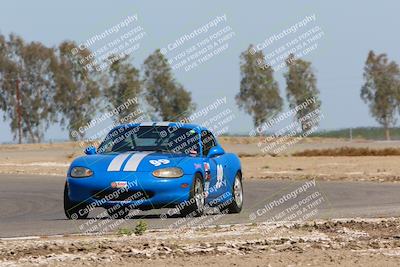 media/May-01-2022-CalClub SCCA (Sun) [[03a481c204]]/Group 5/Qualifying (I5)/